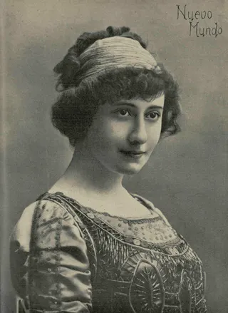 Adela Carboné