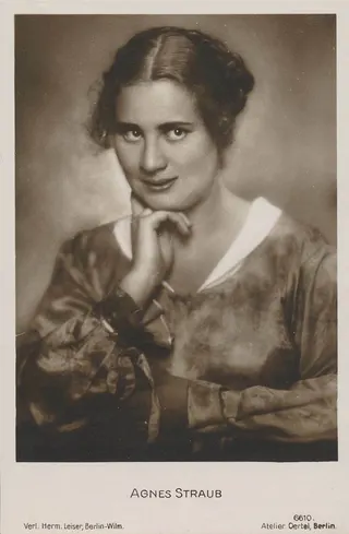 Agnes Straub