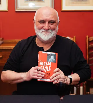 Görsel: Chris Boland (www.chrisboland.com) / CC BY-SA Alexei Sayle