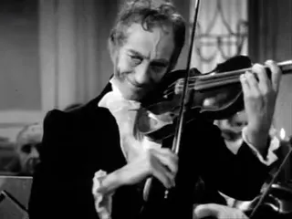 Görsel: Film diretto da Mario Camerini e prodotto da ENIC / Kamu malı Alfredo Martinelli