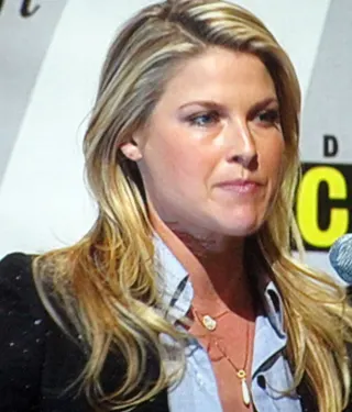 Görsel: Ali_Larter_at_WonderCon_2010_1.JPG: BrokenSphere derivative work: Tabercil (talk) / CC BY-SA Ali Larter