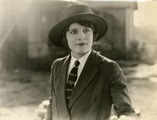 Alice Calhoun
