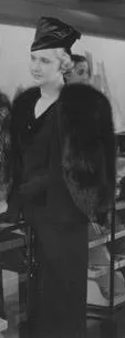 Alicia Aymont