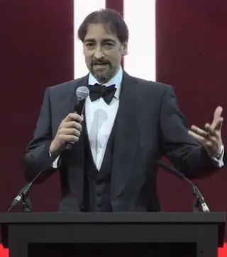 Görsel: TheAsianAwards / CC BY Alistair McGowan