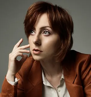 Allisyn Ashley Arm