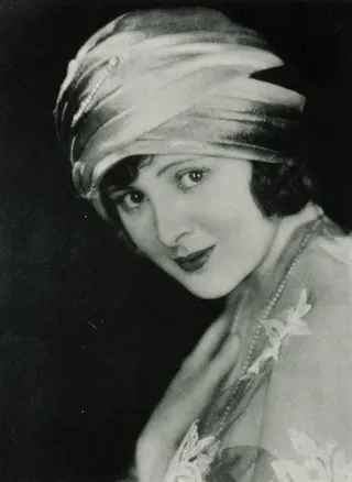 Görsel: Edwin Bower Hesser (1893–1962) / Kamu malı Billie Dove