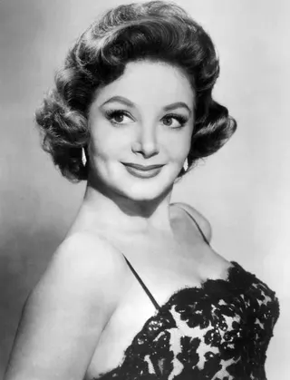 Görsel: CBS-Television. It was not uncommon for television networks, studios and program sponsors to use either publicity or advertising agencies to distribute publicity materials in the 1950s and 1960s. In t / Kamu malı Cara Williams