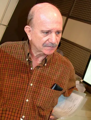 Cecil Thiré