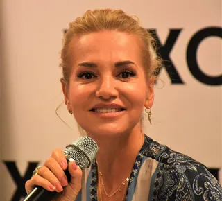 Dara Rolins