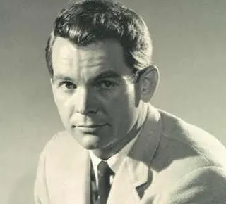 Görsel: Unknown authorUnknown author / Kamu malı Dean Jones