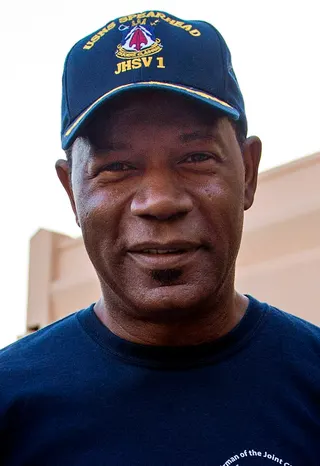 Görsel: U.S. Navy Petty Officer 1st Class Daniel Hinton / Kamu malı Dennis Haysbert