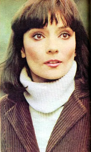 Dora Baret