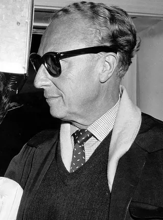 Görsel: Photographer unknown. Distributed by w:Universal Pictures. / Kamu malı Douglas Sirk