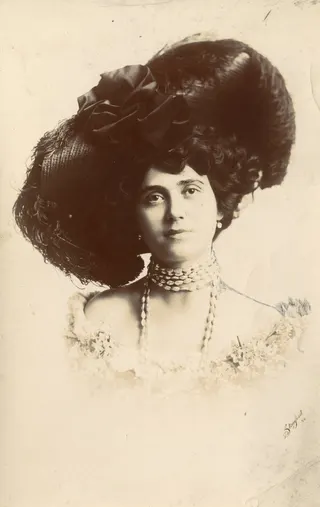 Evelyn Selbie