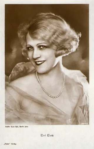 Evi Eva