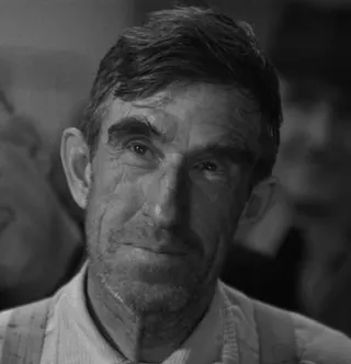 Görsel: Film screenshot (Warner Bros.) / Kamu malı Frank Austin