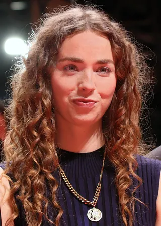 Görsel: Elena Ternovaja / CC BY-SA Freya Mavor