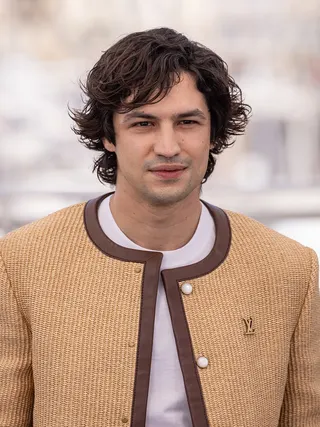 Gabriel Leone