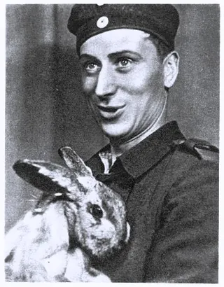 Görsel: Anonymous photographer, not identified anywhere / Kamu malı Günther Lüders