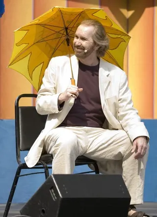 Görsel: Michael Schamis from New York, NY, USA / CC BY Harry Groener