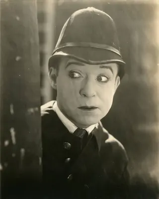 Görsel: Unknown authorUnknown author / Kamu malı Harry Langdon