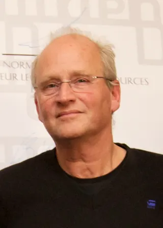Görsel: Ondertekening_intentieverklaring_cateraars.jpg: Sebastiaan ter Burg from Utrecht, The Netherlands derivative work: Huhbakker (talk) / CC BY-SA Herman Koch