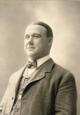 Howard Crampton