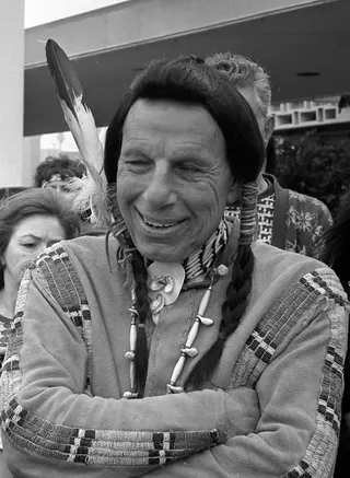 Görsel: William S. Murphy, Los Angeles Times / CC BY Iron Eyes Cody