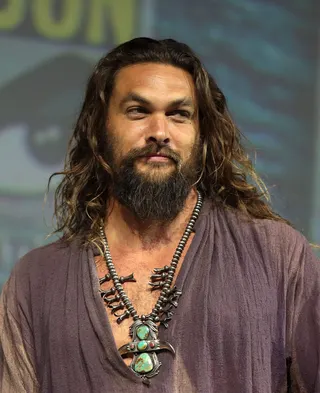 Görsel: Gage Skidmore from Peoria, AZ, United States of America / CC BY-SA Jason Momoa