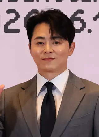 Jo Jung-suk