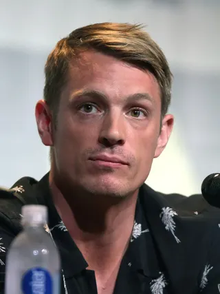 Görsel: Gage Skidmore from Peoria, AZ, United States of America / CC BY-SA Joel Kinnaman