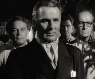 Görsel: trailer screenshot (Columbia Pictures) / Kamu malı Karel Štěpánek