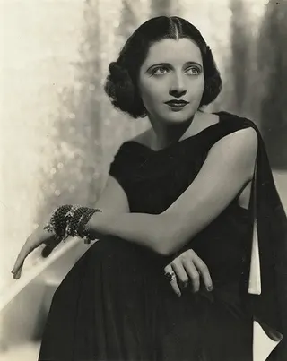 Görsel: Elmer Fryer (1898-1944) / Kamu malı Kay Francis