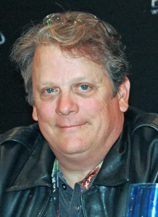 Görsel: Keith Szarabajka, FedCon 2012.jpg: Eva Rinaldi derivative work: Rhain1999 / CC BY-SA Keith Szarabajka