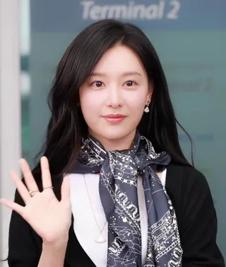 Görsel: K-POPIT 케이팝잇 TV10 / CC BY Kim Ji-won