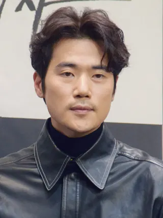 Görsel: PARKJAEHWAN (kinocine.com) / CC BY-SA Kim Kang-woo