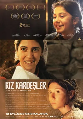Görsel: TMDB Kız Kardeşler afişi