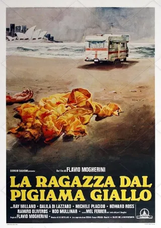 La ragazza dal pigiama giallo afişi