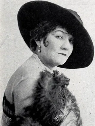 Louise Carver