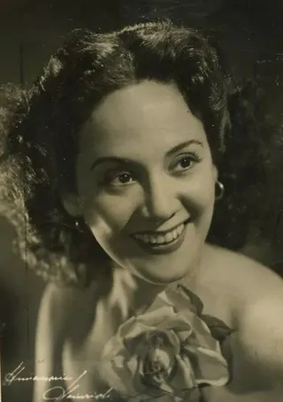 María Esther Gamas