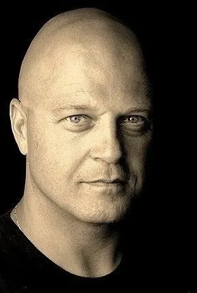 Görsel: Mchikie / CC BY-SA Michael Chiklis