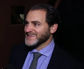 Görsel: Behind The Velvet Rope TV / CC BY Michael Stuhlbarg