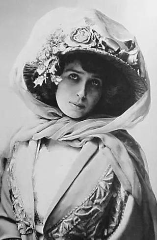 Görsel: Paul Nadar / Kamu malı Mistinguett