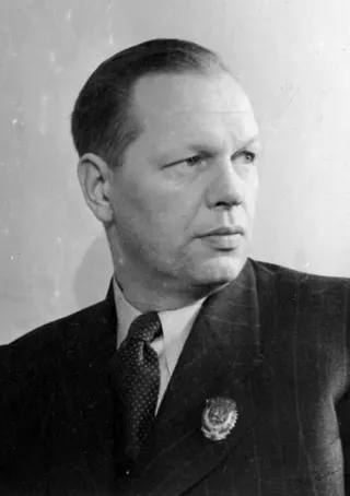 Görsel: Unknown authorUnknown author / Kamu malı Nikolay Okhlopkov