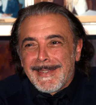 Görsel: Nino_Frassica_2012.jpg: G. M. Ireneo Alessi (Sinix) from Roma, Italia derivative work: RanZag / CC BY-SA Nino Frassica