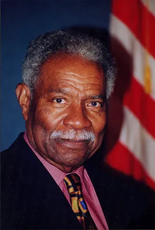Görsel: Kingkongphoto & www.celebrity-photos.com from Laurel Maryland, USA / CC BY-SA Ossie Davis