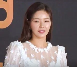 Park Ha-na