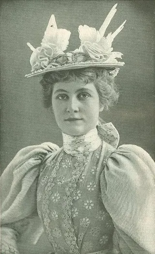 Görsel: Alfred Ellis (1854-1930), London, photographer; Frank A. Munsey Co. Publishers / Kamu malı Percy Haswell