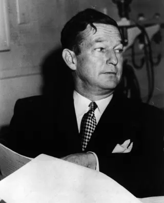 Görsel: NBC. It was not unusual for networks and program sponsors to use either publicity or advertising agencies to distribute publicity material in the 1950s and 1960s. The Bureau of Industrial Service was / Kamu malı Phillips Lord