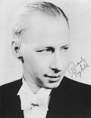 Görsel: Unknown authorUnknown author / Kamu malı Ray Noble